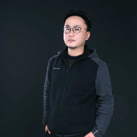 設(shè)計經(jīng)理-羅為