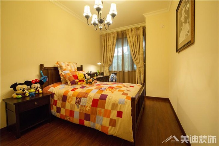 八方小區(qū)裝修案例-臥室