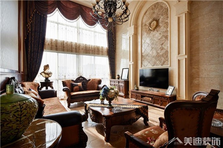 長沙香樟景苑300平裝修案例-客廳