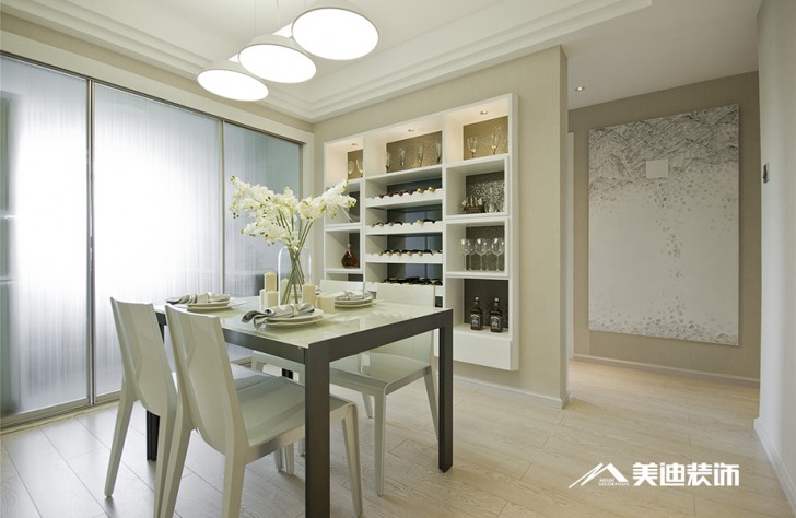 第六都106㎡輕現(xiàn)代風(fēng)格裝修案例