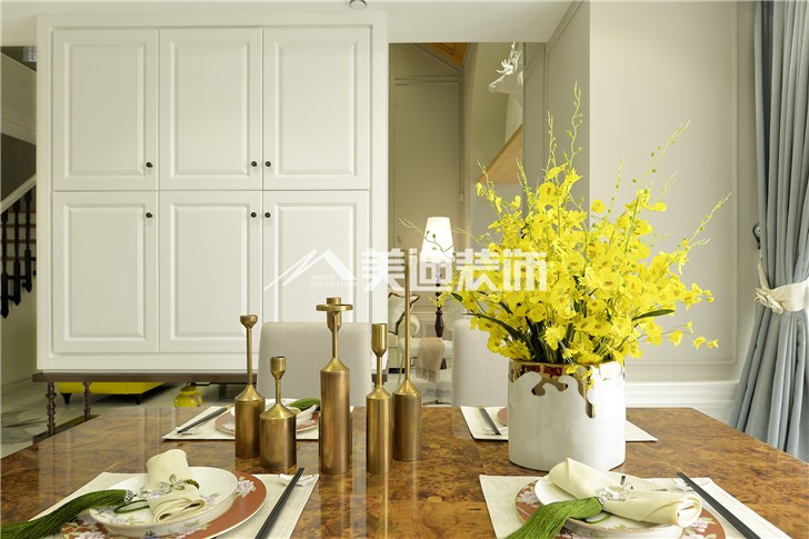 世貿(mào)鉑翠灣清新北歐風(fēng)裝修案例圖—餐廳