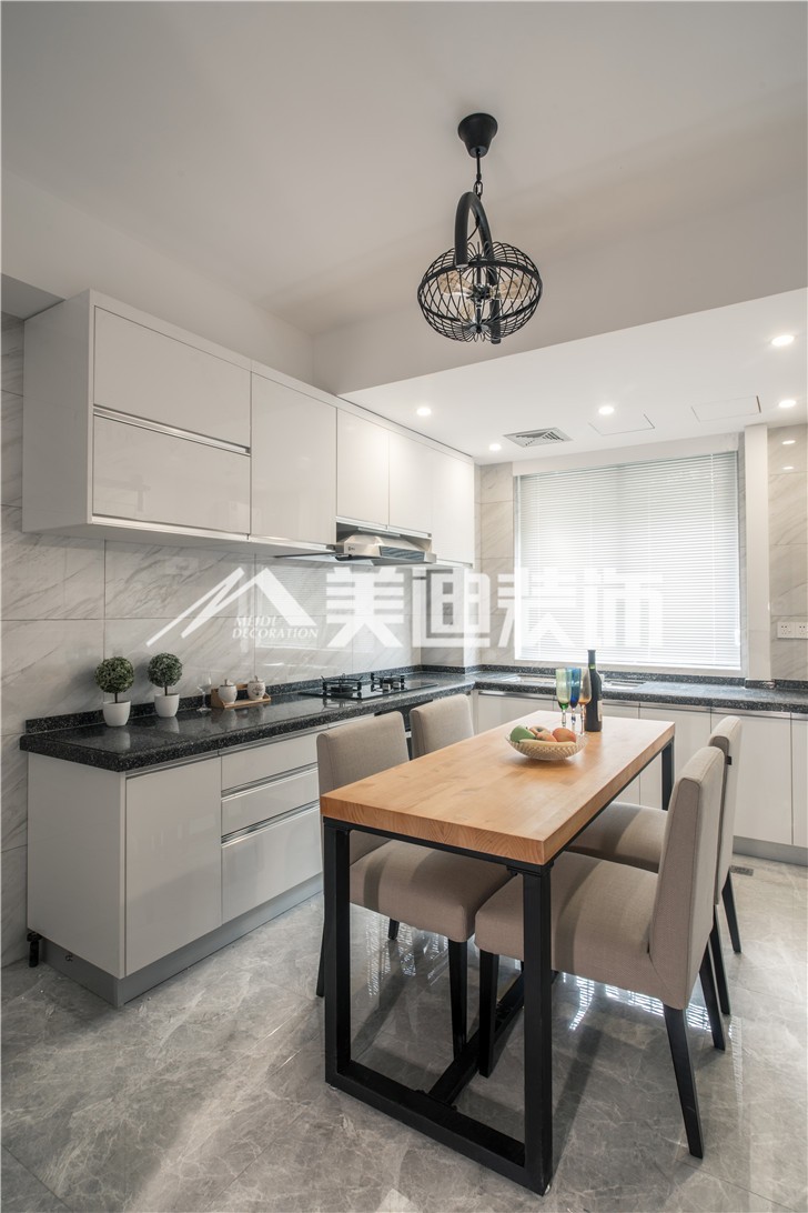 北辰三角洲現(xiàn)代簡約風(fēng)裝修案例圖—廚房