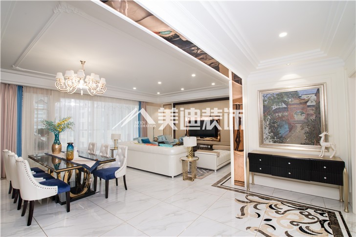 保利國(guó)際新奢古典風(fēng)裝修案例圖—進(jìn)門(mén)