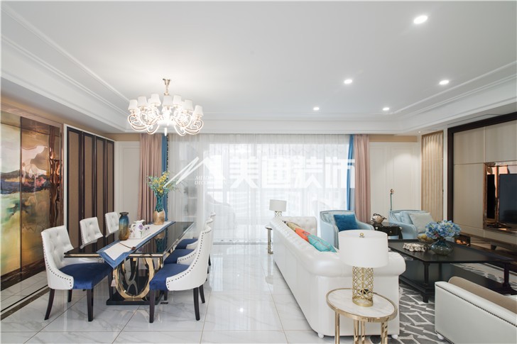 保利國(guó)際新奢古典風(fēng)裝修案例圖—客餐廳