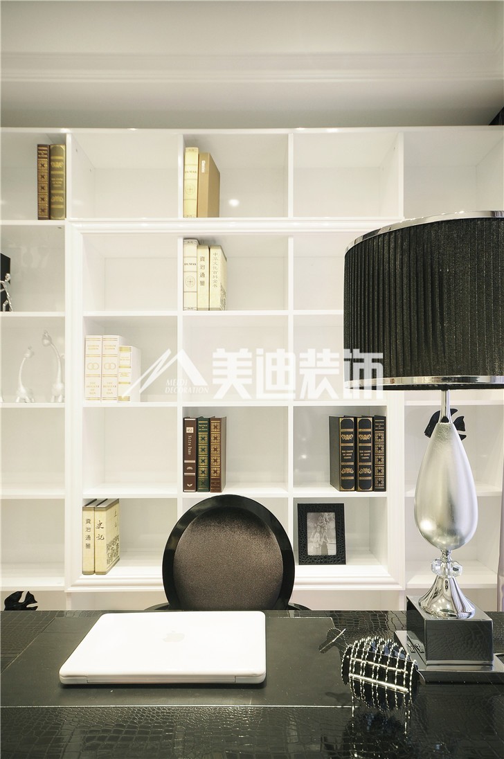 云頂梅溪湖新奢古典風裝修案例圖—書房