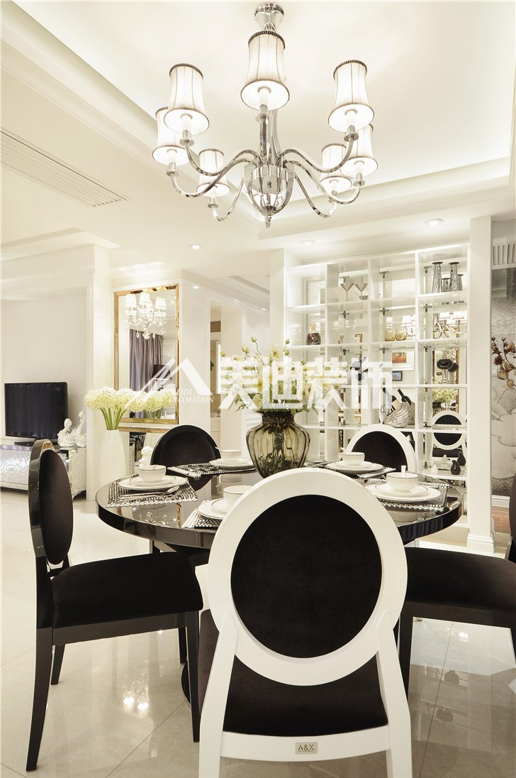 云頂梅溪湖新奢古典風裝修案例圖—餐廳