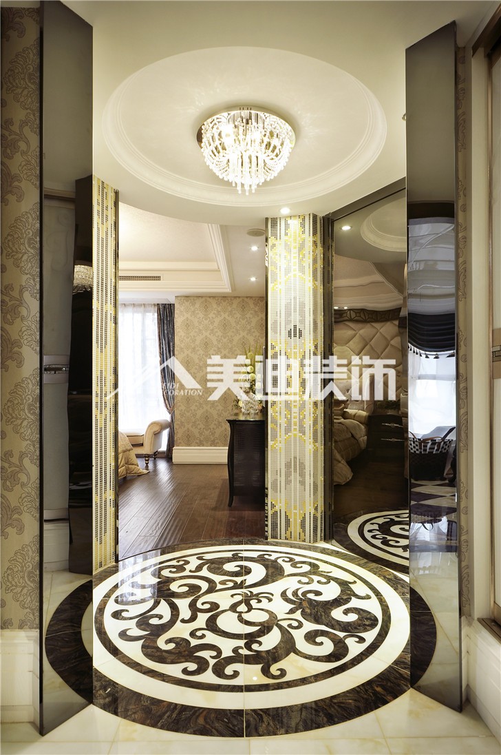 融科東南海新奢古典風(fēng)裝修案例圖—過道