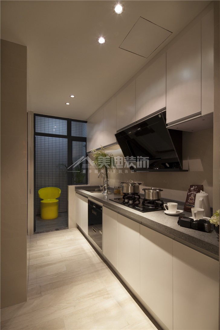 達(dá)美美立方簡歐風(fēng)裝修案例圖—廚房