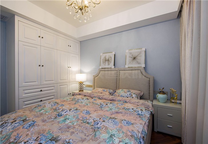 金茂梅溪湖120平歐式風(fēng)裝修案例圖—臥室