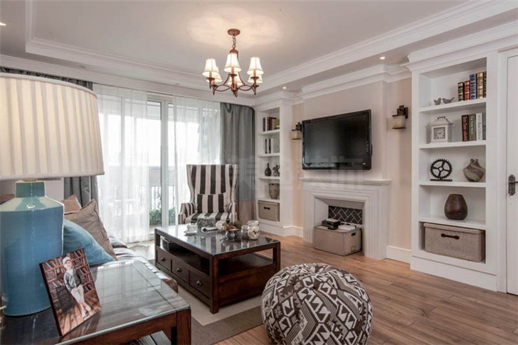 沁園春140平美式風(fēng)裝修案例圖—客廳