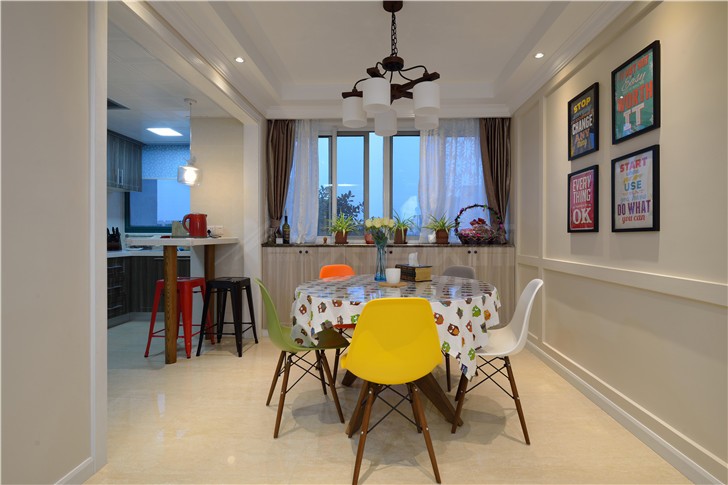 堤亞納灣133平美式風(fēng)裝修案例圖—餐廳