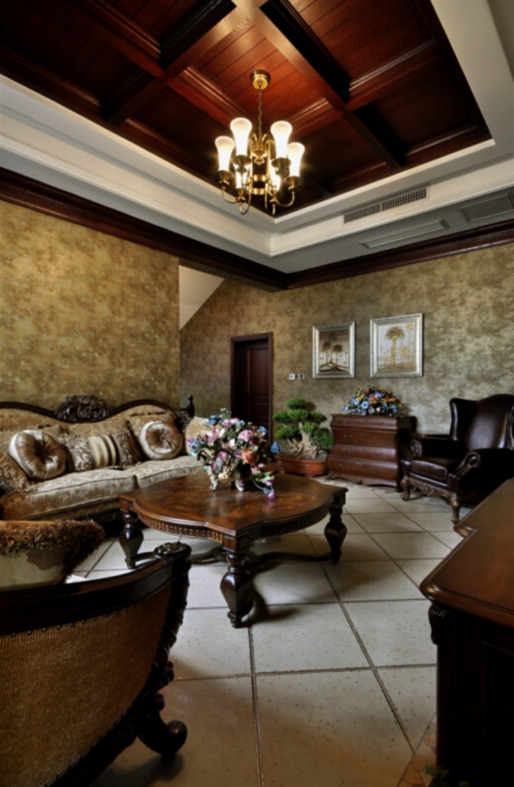 380㎡別墅鄉(xiāng)村美式實(shí)拍-客廳