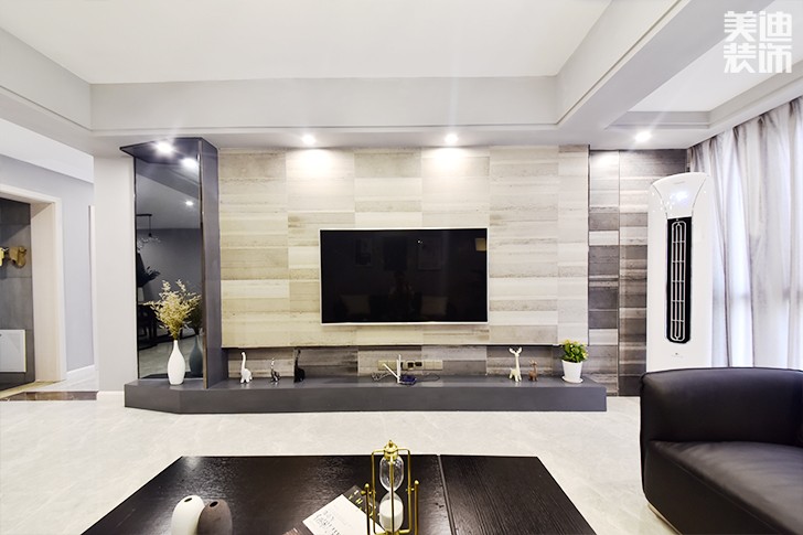 乾源國際115㎡現(xiàn)代簡約裝修案例圖--客廳