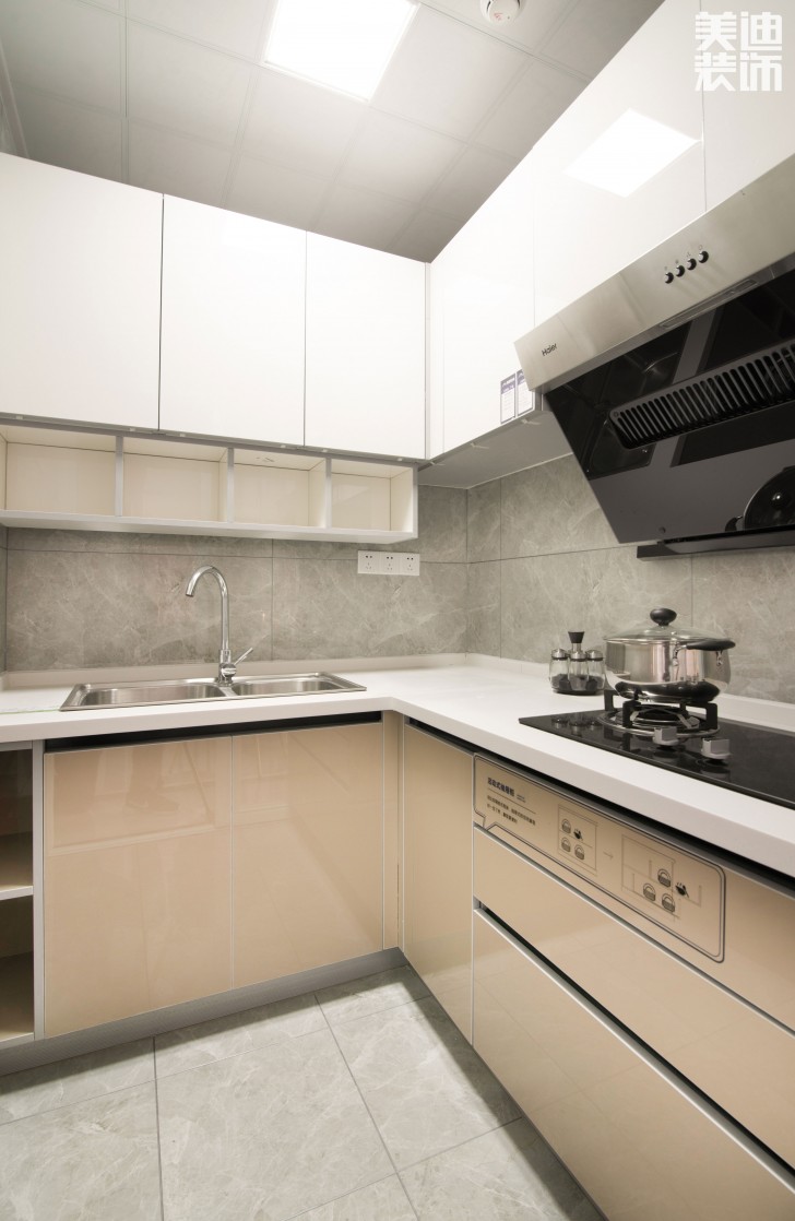 雙灣國(guó)際120平米新奢古典案例裝修實(shí)拍圖-廚房