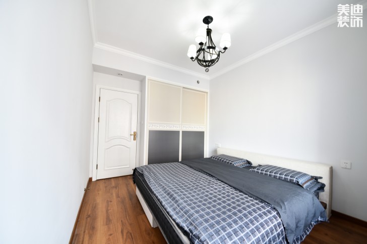 榮悅臺(tái)140平米簡(jiǎn)歐風(fēng)格裝修案例實(shí)拍圖--次臥