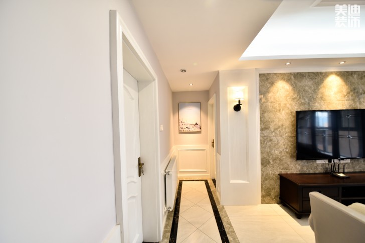 榮悅臺(tái)140平米簡(jiǎn)歐風(fēng)格裝修案例實(shí)拍圖--過(guò)道