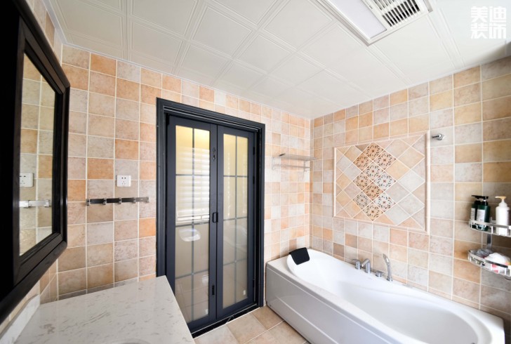 榮悅臺(tái)140平米簡(jiǎn)歐風(fēng)格裝修案例實(shí)拍圖--衛(wèi)生間