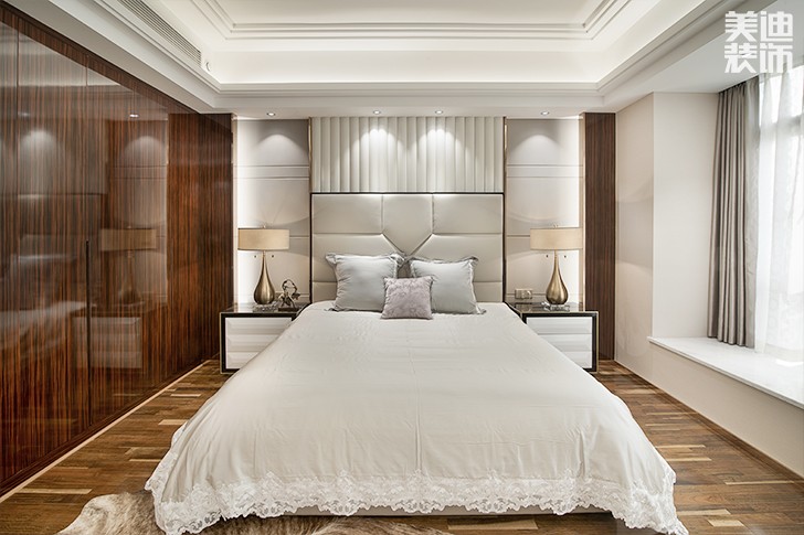 江山壹號(hào)232平米港式輕奢風(fēng)裝修案例實(shí)拍圖--主臥