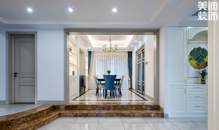 中隆國際御璽220平米美式輕奢風(fēng)裝修案例實(shí)拍圖-餐廳