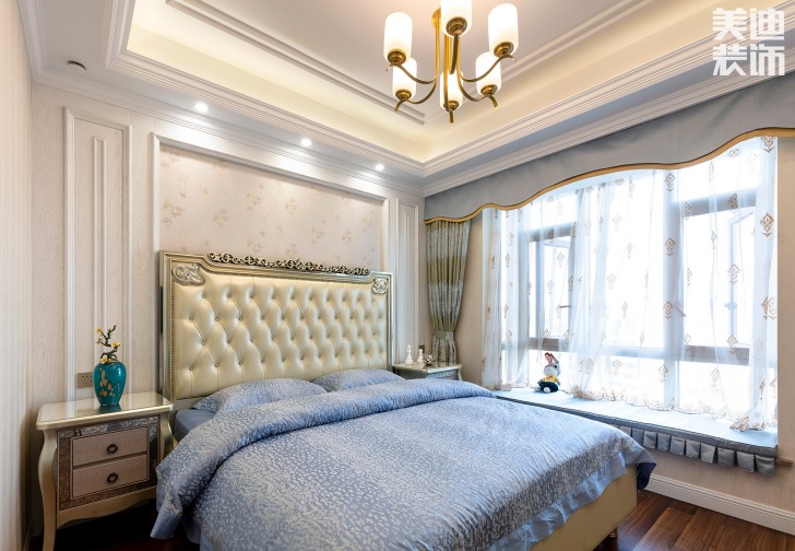 雙灣國際215平米法式輕奢風(fēng)裝修案例實(shí)拍圖-臥室