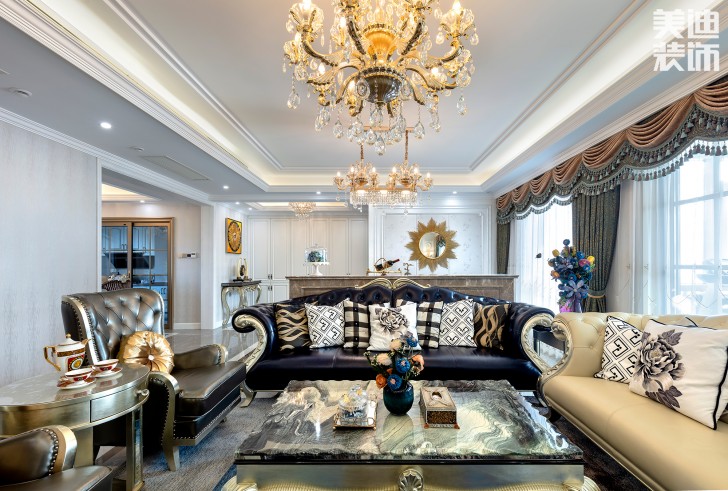 雙灣國際215平米法式輕奢風(fēng)裝修案例實(shí)拍圖-客廳