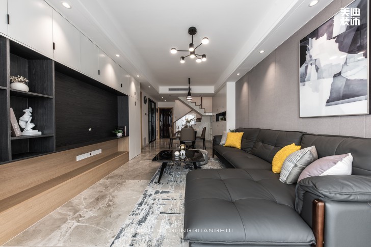 保利西海岸130㎡現(xiàn)代風(fēng)格案例實(shí)拍圖