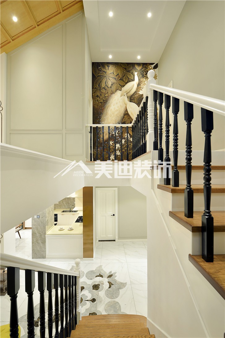 世貿(mào)鉑翠灣清新北歐風裝修案例圖—樓梯