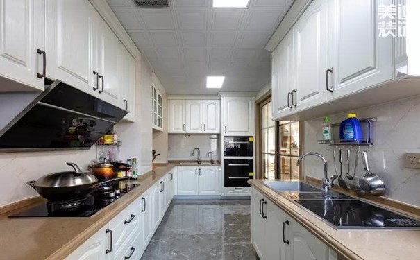 整體廚衛(wèi)吊頂如何選購？安裝整體廚衛(wèi)吊頂需注意什么？