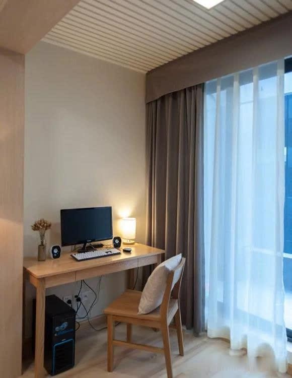 80平米現(xiàn)代簡(jiǎn)約裝修風(fēng)格